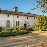 Alojamento de Acomodação e Pequeno-almoço Domaine De Labarthe 4*