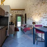 Domaine De Labarthe