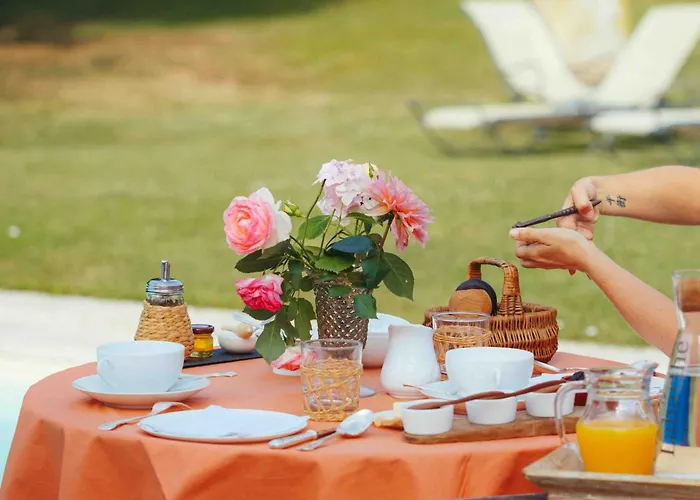 Domaine De Labarthe Bed & Breakfast 4*