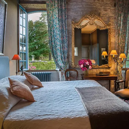 فندق مبيت وإفطار Domaine De Labarthe 4*