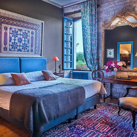 Couette-café Domaine De Labarthe 4*