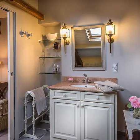 فندق مبيت وإفطار Domaine De Labarthe 4*